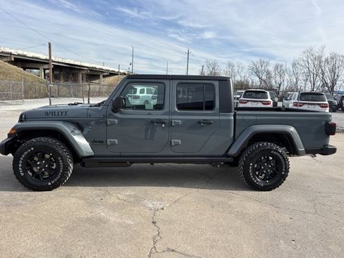 New 2026 Jeep Gladiator Willys image 7