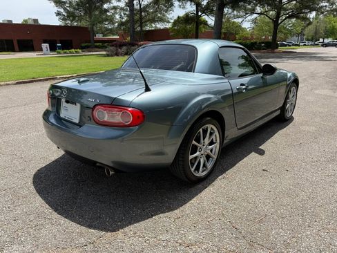 Used 2011 MAZDA MX-5 Miata Grand Touring RWD image 5
