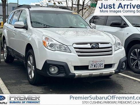 Used 2014 Subaru Outback 3.6R Limited w/ Moonroof Package image 1
