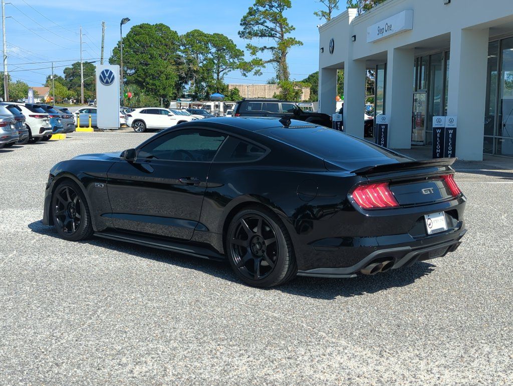 Used 2020 Ford Mustang GT Premium RWD image 5