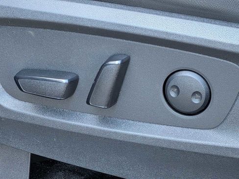 Used 2022 Nissan Pathfinder SL w/ SL Premium Package image 16