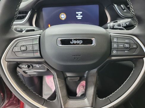 New 2025 Jeep Grand Cherokee L Limited AWD/4WD image 15