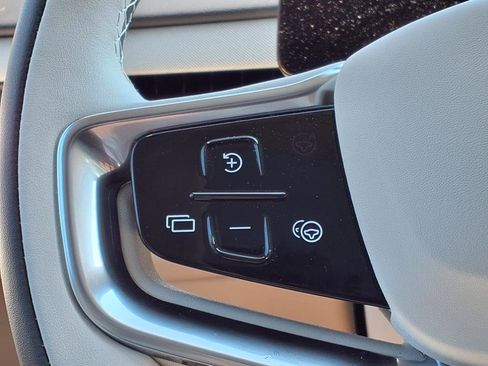 New 2025 Volvo EX90 Ultra image 21