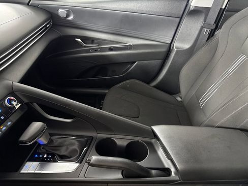 Certified 2023 Hyundai Elantra SEL FWD image 21