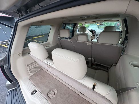 Used 2003 Lincoln Aviator AWD image 23