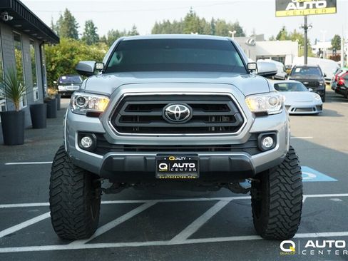 Used 2021 Toyota Tacoma SR5 w/ SR5 Appearance Package (SM) RWD image 2