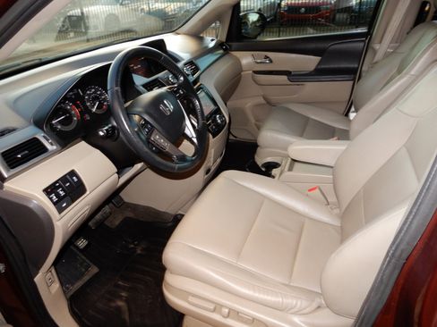 Used 2017 Honda Odyssey EX-L image 10