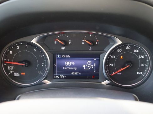 Used 2024 GMC Terrain SLE image 28