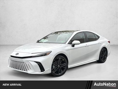 Used 2026 Toyota Camry XSE image 1