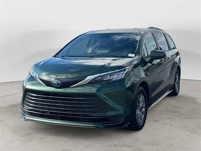 Used 2023 Toyota Sienna LE