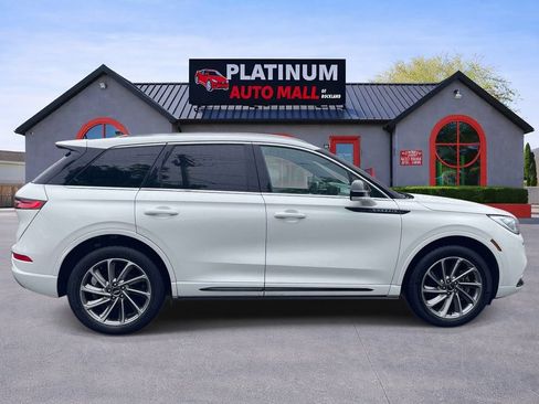 Used 2022 Lincoln Corsair Grand Touring w/ Elements Technology Bundle AWD/4WD image 4