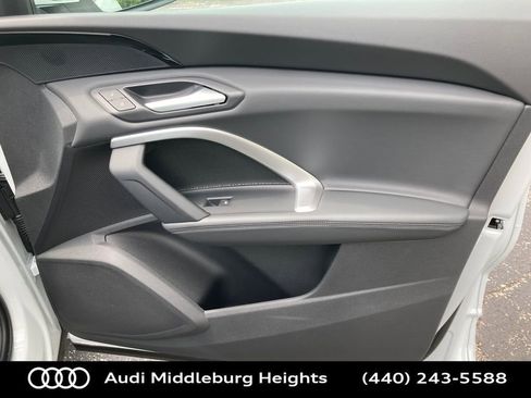 Used 2025 Audi Q5 2.0T Premium Plus w/ Premium Plus image 19