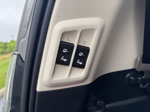 Used 2023 Lexus GX 460 Premium image 10