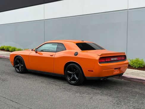 Used 2014 Dodge Challenger R/T w/ Blacktop Package RWD image 3