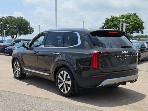 Used 2022 Kia Telluride EX w/ EX Premium Package image 6