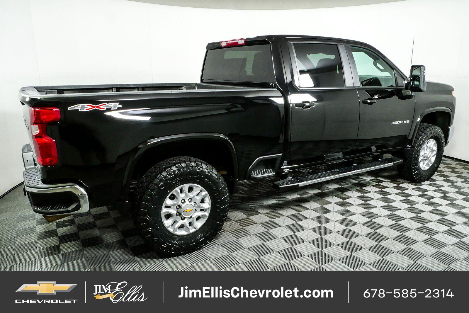 Certified 2025 Chevrolet Silverado 2500 LT w/ Convenience Package AWD/4WD image 2