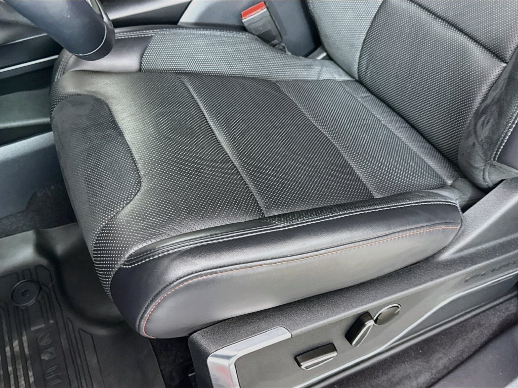 Used 2025 Ford F150 Raptor AWD/4WD image 22