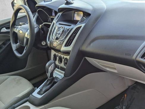 Used 2014 Ford Focus SE image 20