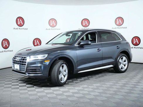 Used 2018 Audi Q5 2.0T Premium Plus w/ Premium Plus Package AWD/4WD image 4