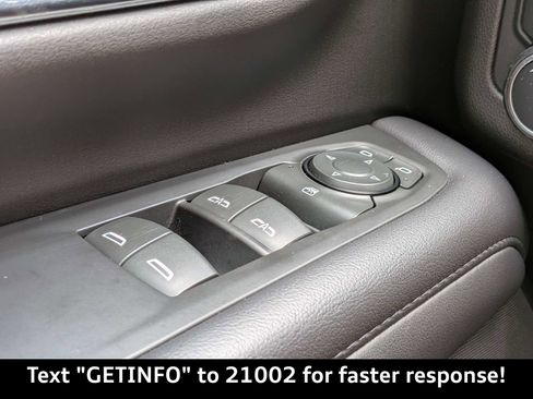 Used 2023 Chevrolet Suburban LS RWD image 28