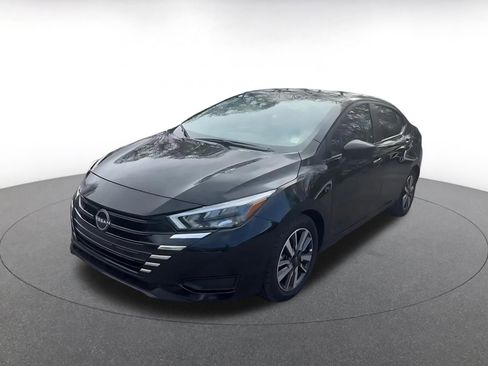 Used 2025 Nissan Versa SV FWD image 7