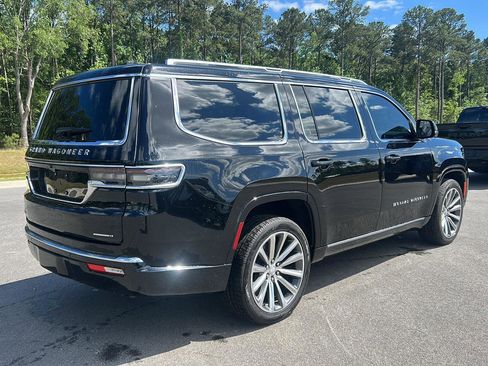 Used 2022 Jeep Grand Wagoneer Series II w/ Convenience Group III AWD/4WD image 5