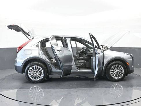 Used 2024 Cadillac XT4 Premium Luxury image 71