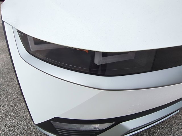 New 2024 Hyundai Ioniq 5 SEL RWD image 10