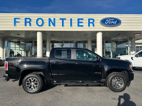 Used 2021 GMC Canyon AT4 image 2