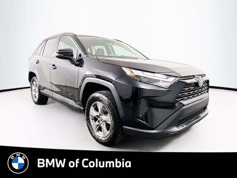 Used 2024 Toyota RAV4 XLE image 1