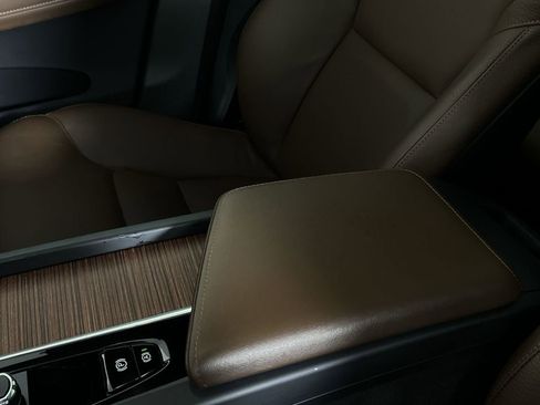 Used 2023 Volvo XC60 B5 Plus w/ Protection Package image 24