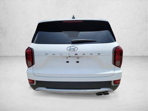 Used 2022 Hyundai Palisade SEL w/ 8P Bench Seat Package FWD image 6