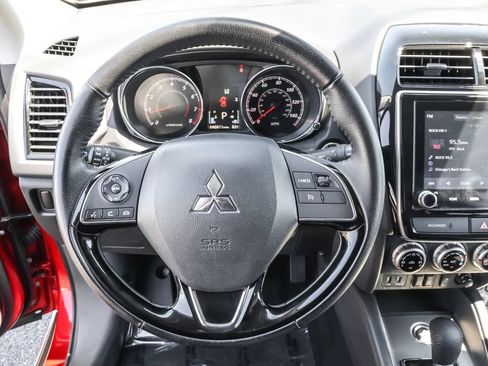 Used 2024 Mitsubishi Outlander Sport SE AWD/4WD image 17