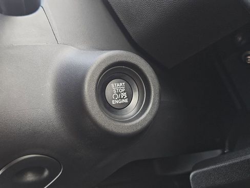 Used 2025 RAM ProMaster 1500 w/ Convenience Group image 21