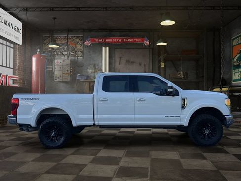 Used 2022 Ford F250 Lariat w/ Tremor Off-Road Package AWD/4WD image 8