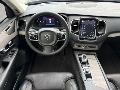 Used 2023 Volvo XC90 T8 Ultimate AWD/4WD image 27