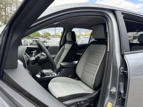Used 2024 Chevrolet Equinox LS w/ LS Convenience Package AWD/4WD image 19