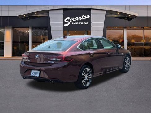 Used 2018 Buick Regal Essence w/ Driver Confidence Package #1 AWD/4WD image 5