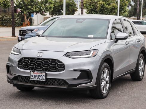 Used 2024 Honda HR-V LX image 3