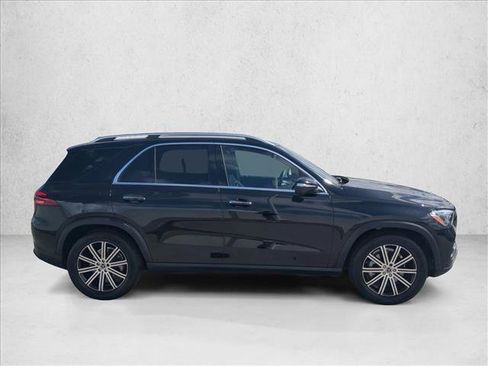 Used 2025 Mercedes-Benz GLE 350 4MATIC image 4