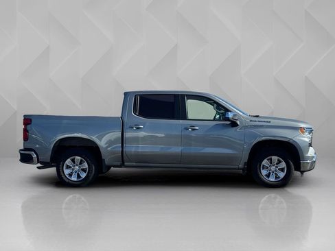 Used 2025 Chevrolet Silverado 1500 LT image 4