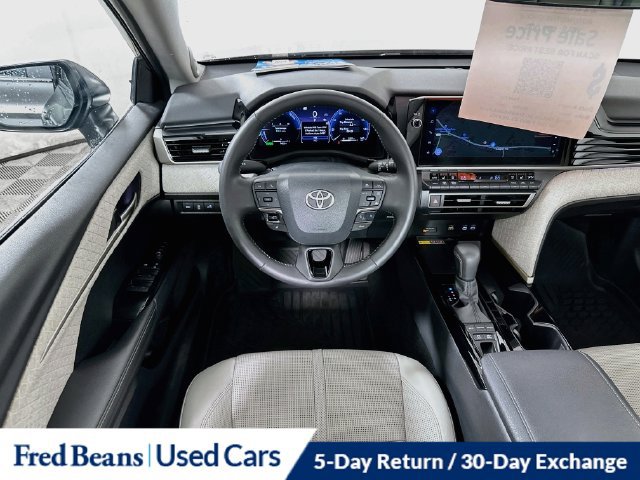 Used 2026 Toyota Camry XLE w/ Premium Package AWD/4WD image 31