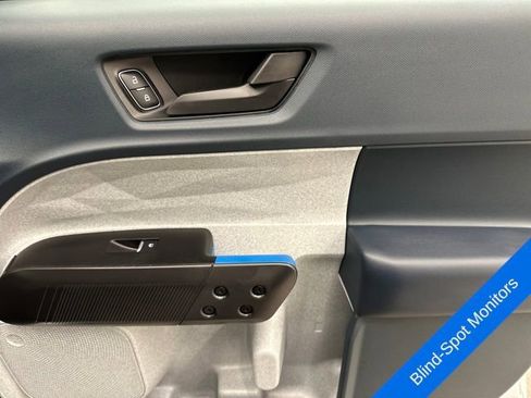 New 2026 Ford Maverick XLT AWD/4WD image 13