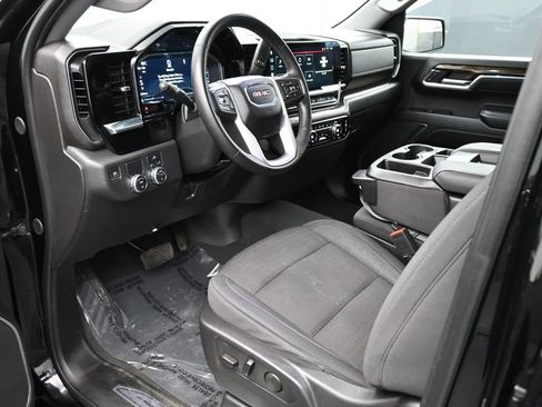 Used 2024 GMC Sierra 1500 Elevation w/ LPO, Elevation Black Package RWD image 2