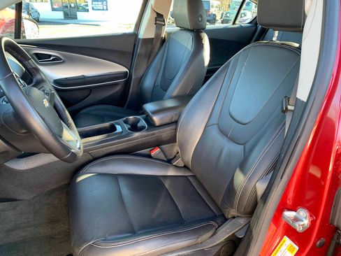 Used 2014 Chevrolet Volt Premium w/ Premium Trim Package image 2