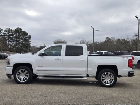 Used 2016 Chevrolet Silverado 1500 High Country w/ High Country Premium Package image 11