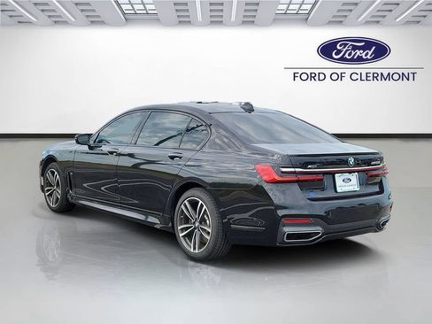 Used 2020 BMW 750i xDrive w/ Executive Package AWD/4WD image 3