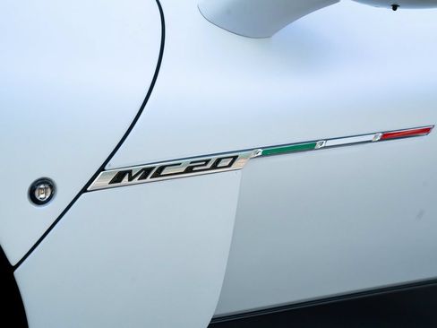 Used 2022 Maserati MC20 Coupe RWD image 24