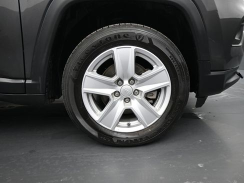 Used 2022 Jeep Compass Latitude w/ Convenience Group image 10