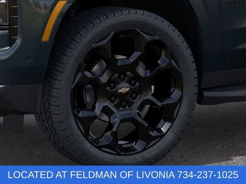 New 2026 Chevrolet Suburban RST image 9